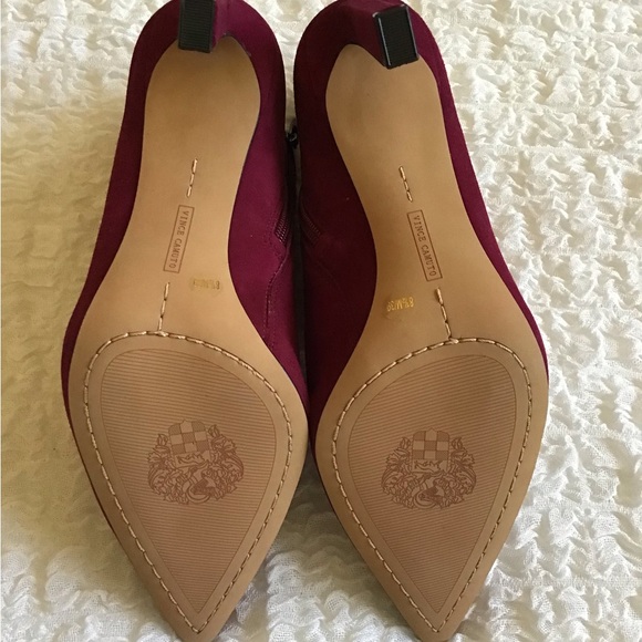 Vince Camuto ankle suede boots NEW - Picture 5 of 5